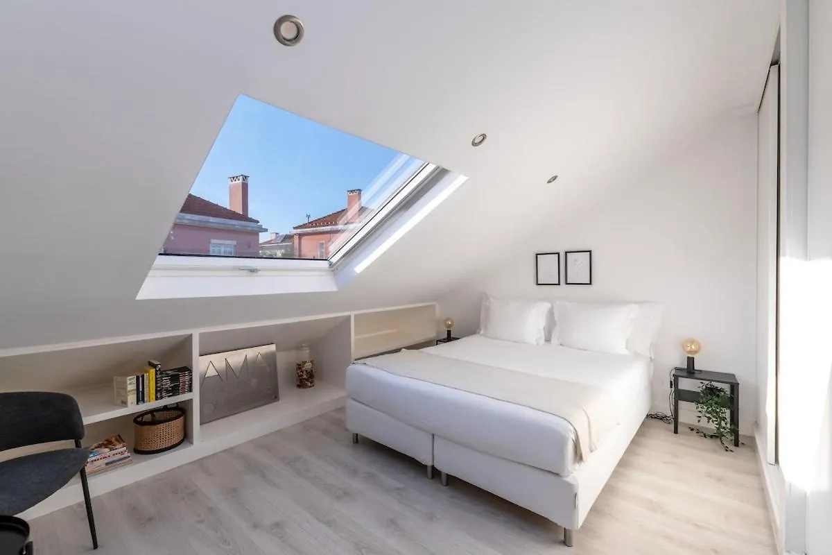 Luxury Villa With A Pool In The City - No Parties Allowed Lisboa