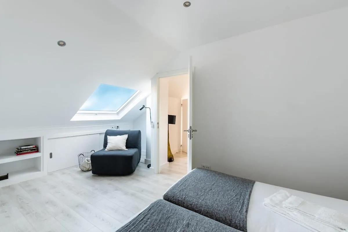 Luxury Villa With A Pool In The City - No Parties Allowed Lisboa