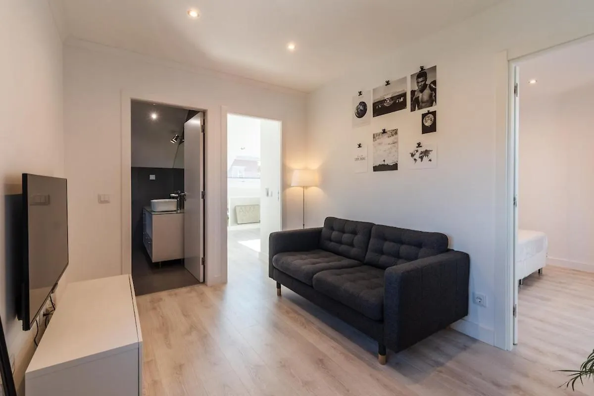 Luxury Villa With A Pool In The City - No Parties Allowed Lisboa