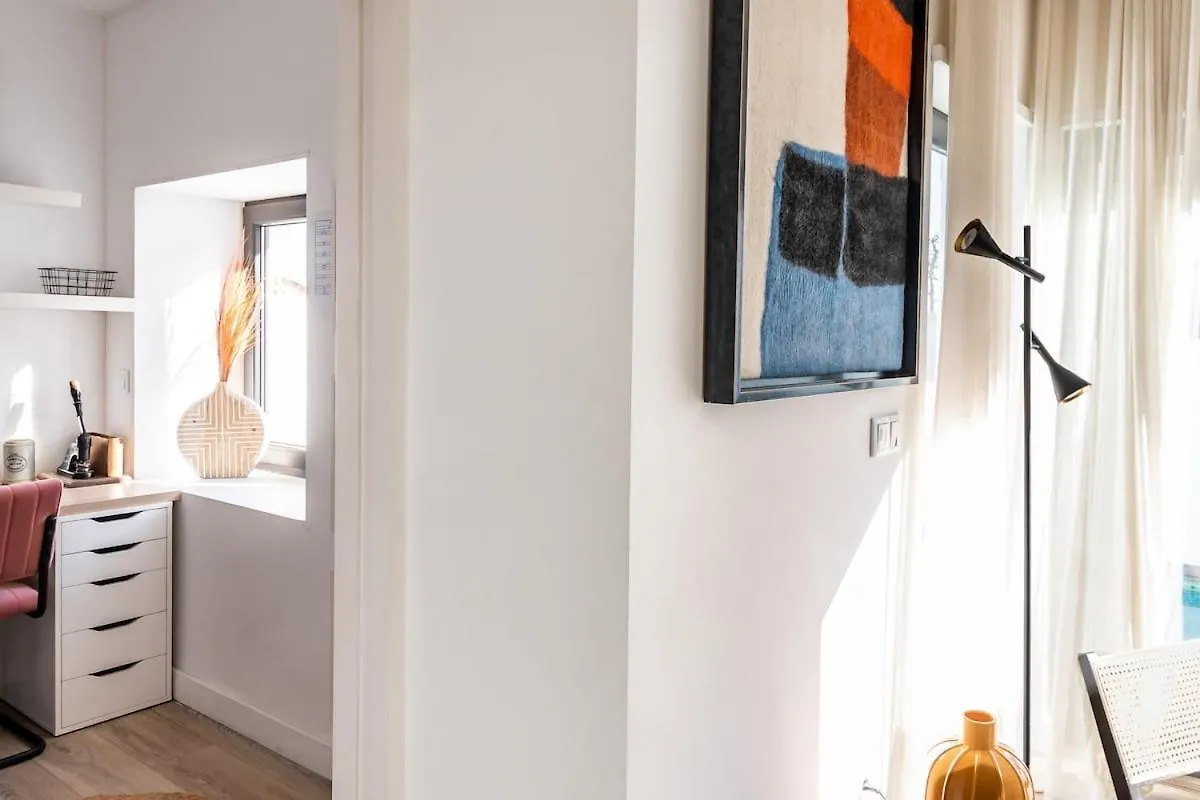 Luxury Villa With A Pool In The City - No Parties Allowed Lisboa